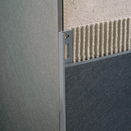 Profil | 1.25x270 cm | Profil en L Alu Revêtement en poudre Gris Ciment Relief